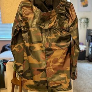 Herschel camouflage raincoat - never worn brand new